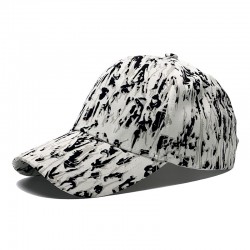 Cross-border thin, fashionable, printed baseball caps for spring and summer, women's casual sun protection, graffiti baseball caps for men, black and white.
