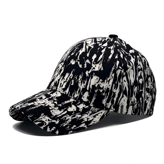 Cross-border thin, fashionable, printed baseball caps for spring and summer, women's casual sun protection, graffiti baseball caps for men, black and white.