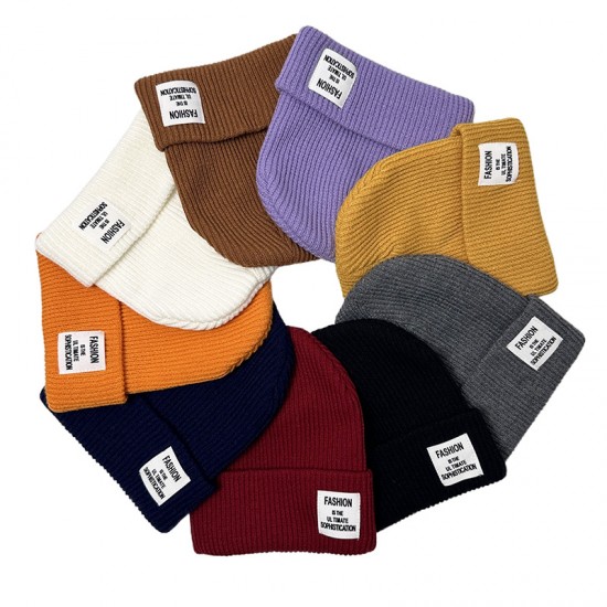 Cross-border foreign trade small cloth label beanie, fashionable European and American knitted hat, autumn and winter warm beanie for men and women. Cross-border foreign trade small cloth label beanie, fashionable European and American knitted hat, autumn and winter warm beanie for men and women.
