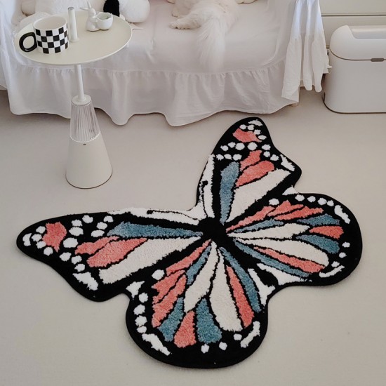 French retro bedroom carpet, luxury living room coffee table, thickened soundproof floor mat, black and white butterfly bedside mat. French retro bedroom carpet, luxury living room coffee table, thickened soundproof floor mat, black and white butterfly bedside mat.