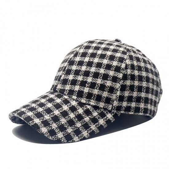 Autumn and Winter Wool Plaid Retro Millennial New, fashionable, warm, and stylish British-style baseball caps for men and women, factory wholesale.