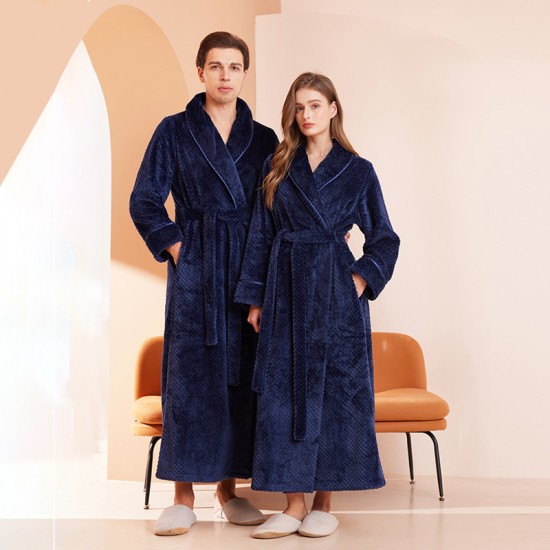 Double-sided thickened nightgowns, plus-size, autumn and winter styles, comfortable cotton fleece couple's plus-size bathrobes for men and women.
