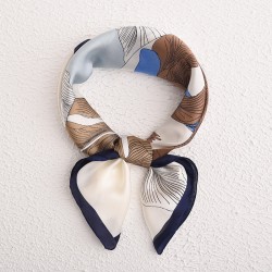New Korean-style women's silk scarf with gentle colors, floral scarf, light luxury style, 70s square scarf, wholesale for spring and autumn.