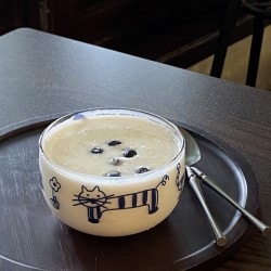 Mangmang's creative and cute cartoon animal ceramic absorbent coasters, personalized hand-painted round insulated coffee coasters