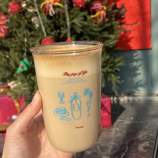 Romantic blue fireworks glass Instagram celebration pink fireworks, large Rongling water cup, simple iced American coffee cup.