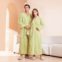 Autumn/Winter New thickened, long-size mink fleece couple's robes for men and women, with a patchwork flannel bathrobe.